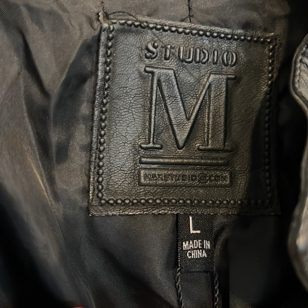 Studio M Black jacket, never worn - Picture 4 of 7
